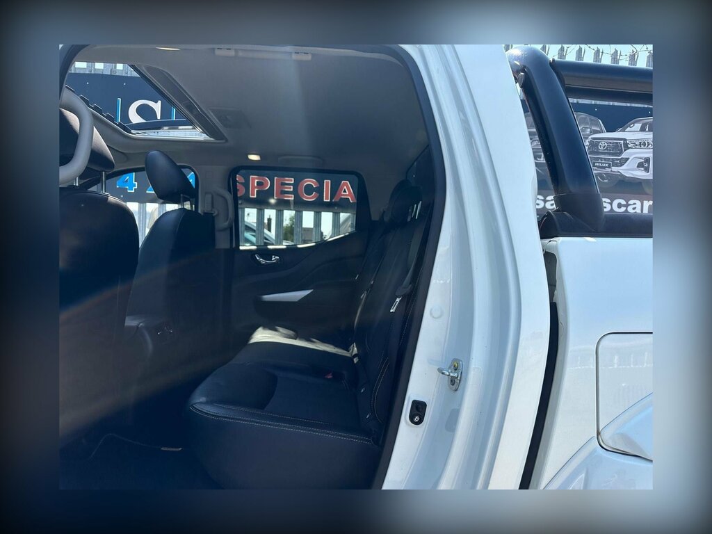 Nissan Navara Dci Tekna White #10