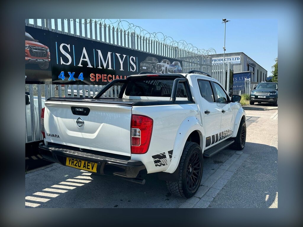 Nissan Navara Dci Tekna White #12