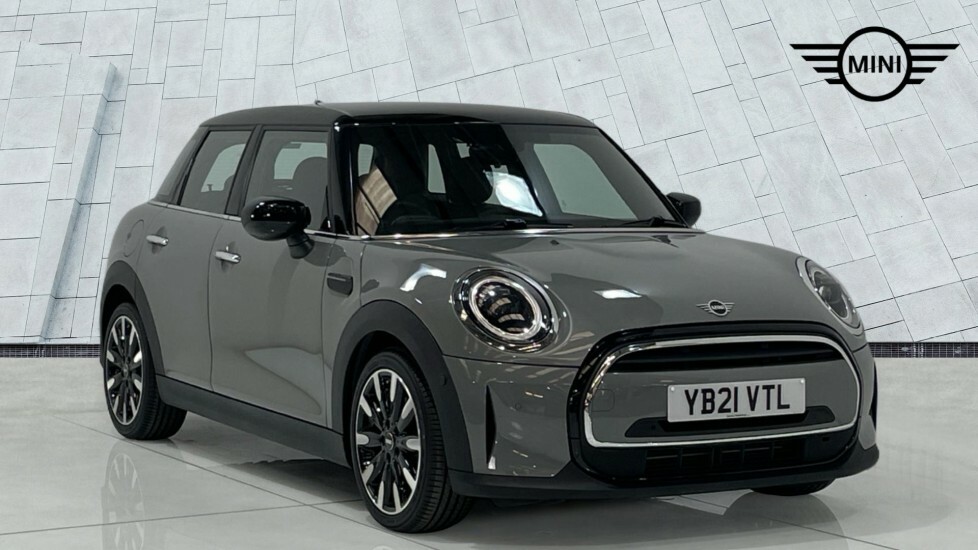 Mini Hatch 5-Door Hatch Cooper Exclusive Grey