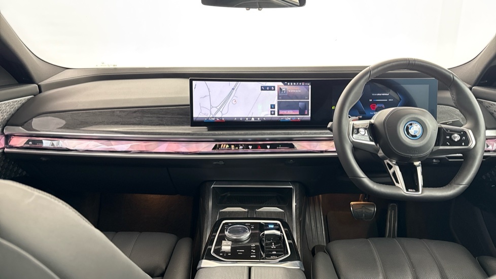 BMW i7 335Kw Edrive50 M Sport 105.7Kwh Black #8