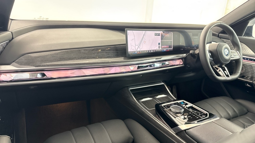 BMW i7 335Kw Edrive50 M Sport 105.7Kwh Black #14