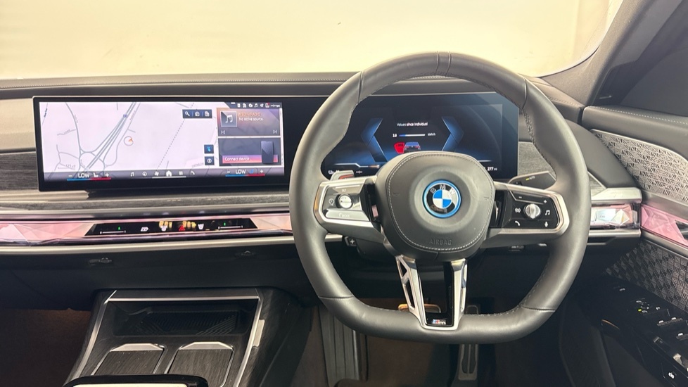 BMW i7 335Kw Edrive50 M Sport 105.7Kwh Black #9