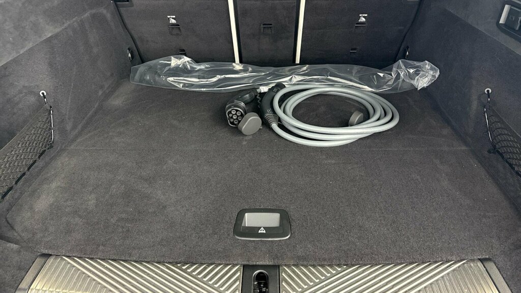 BMW i5 250Kw Edrive40 Sport Edition 84Kwh 2025 Blue #26