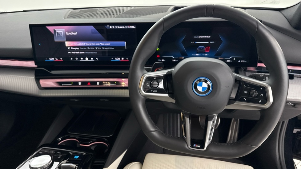 BMW i5 250Kw Edrive40 Sport Edition 84Kwh 2025 Blue #10
