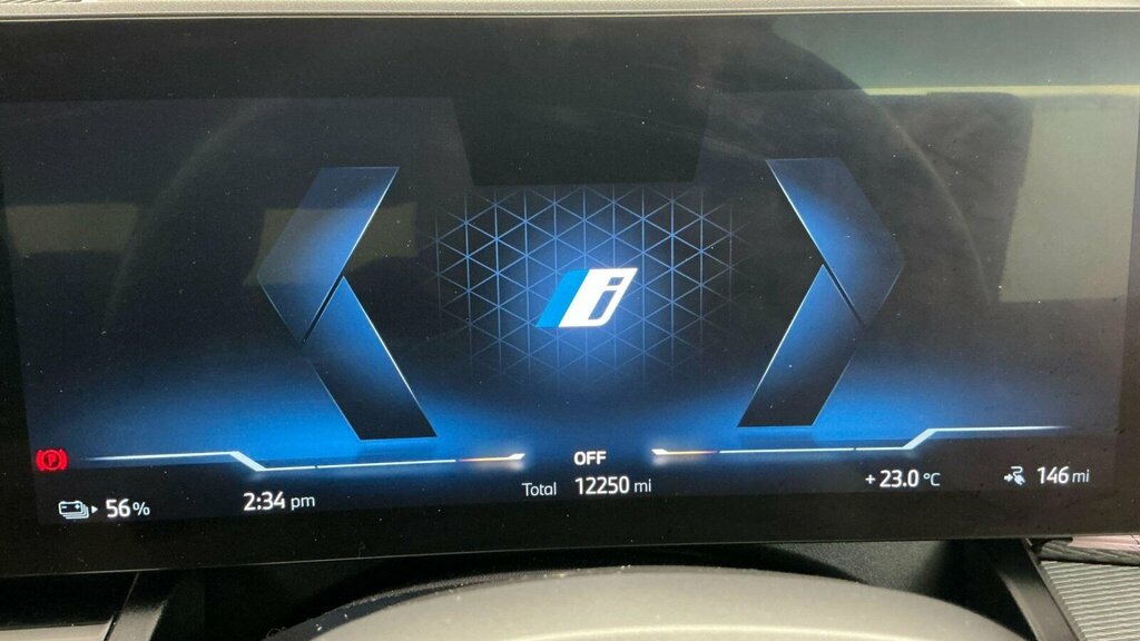 BMW i5 40 83.9Kwh M Sport Edrive 11Kw Charger Grey #9