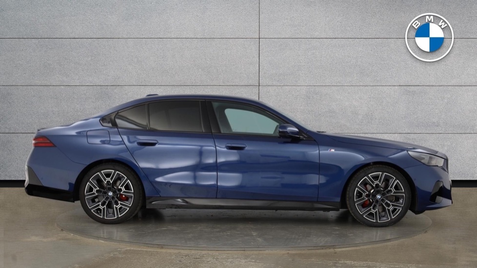 BMW 5 Series 520I M Sport Pro Saloon Blue #5
