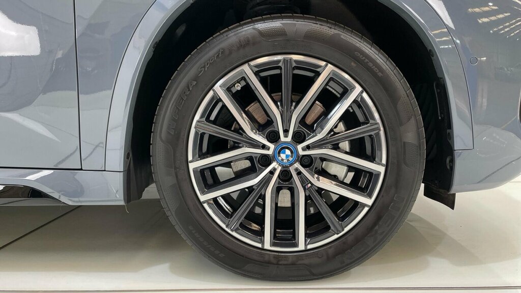 BMW iX1 150Kw Edrive20 Shadow Ed 65Kwh Tech Blue #41