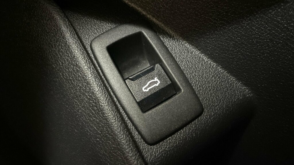 BMW iX1 150Kw Edrive20 Shadow Ed 65Kwh Tech Blue #35