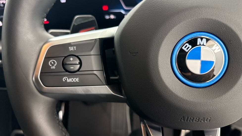 BMW iX2 150Kw Edrive20 Shadow Edition 65Kwh Grey #34