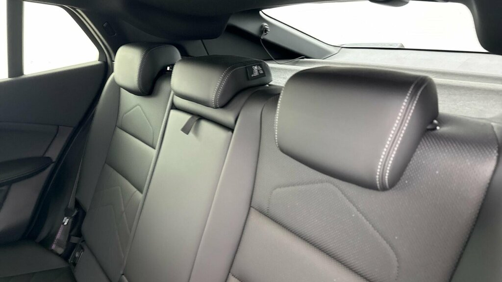 BMW iX2 150Kw Edrive20 Shadow Edition 65Kwh Grey #24