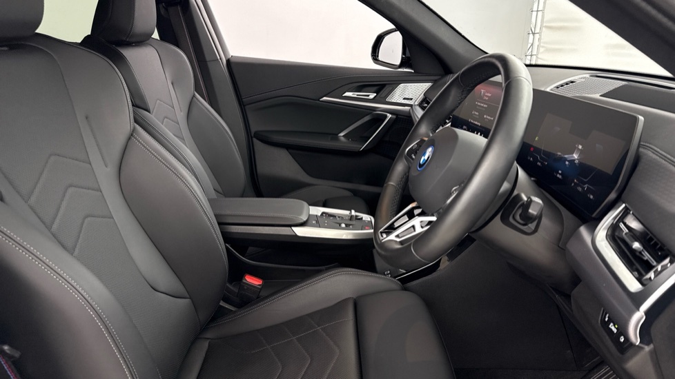 BMW iX2 150Kw Edrive20 Shadow Edition 65Kwh Grey #21