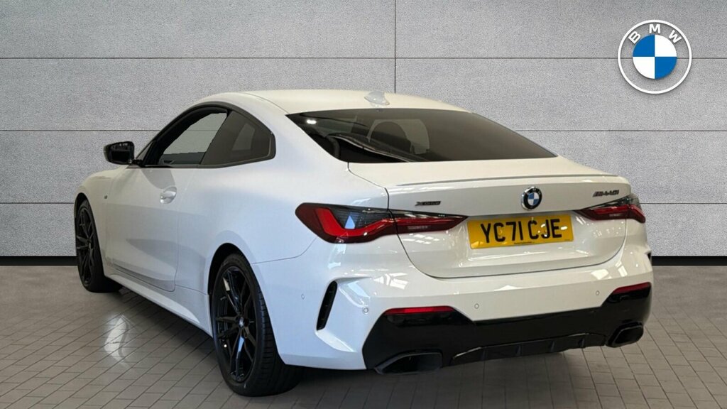 BMW 4 Series Gran Coupe M440i Xdrive Coupe White #4