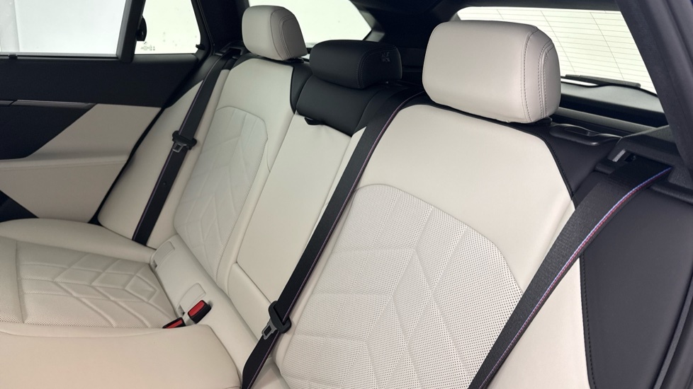 BMW i5 I5 M60 Xdrive Saloon  #23