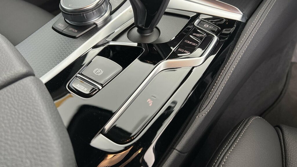 BMW 5 Series 520D Mht M Sport Step White #38