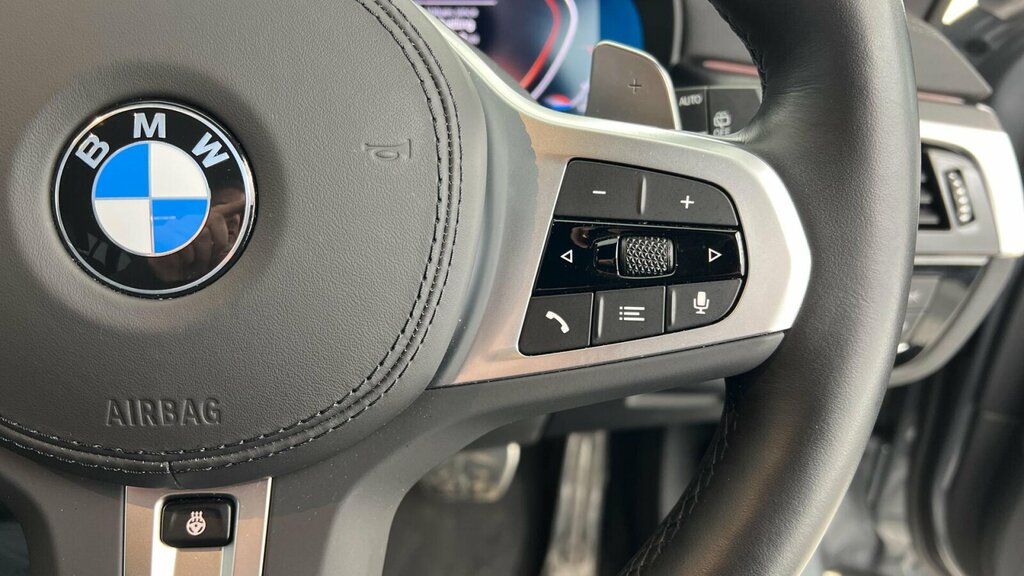 BMW 5 Series 520D Mht M Sport Step White #36
