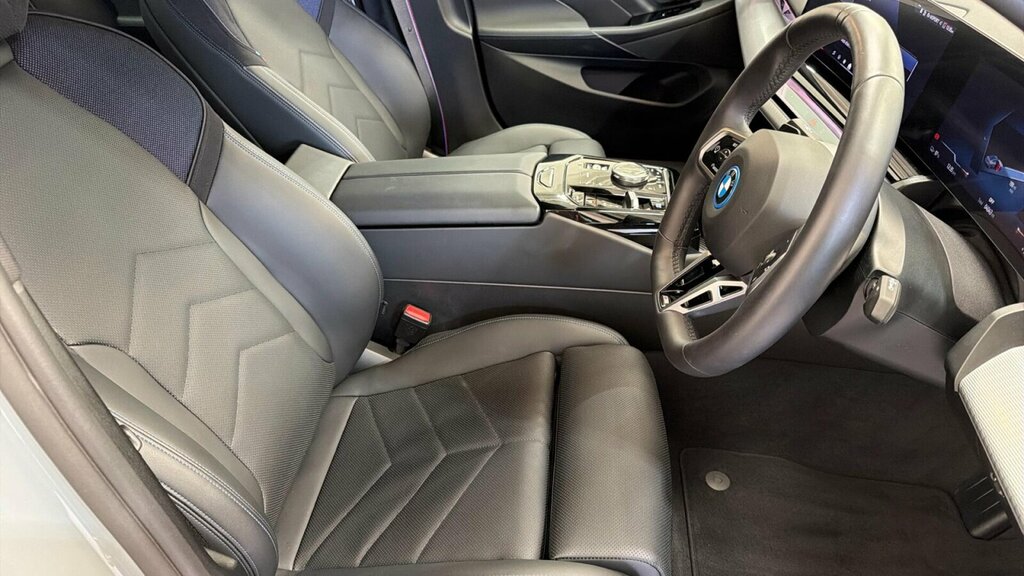 BMW i5 250Kw Edrive40 M Sport 84Kwh Techcomf Black #22