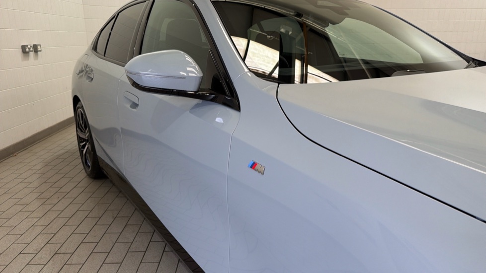 BMW i5 250Kw Edrive40 M Sport 84Kwh Techcomf Black #44