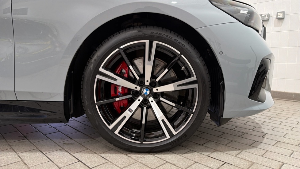 BMW i5 250Kw Edrive40 M Sport 84Kwh Techcomf Black #27
