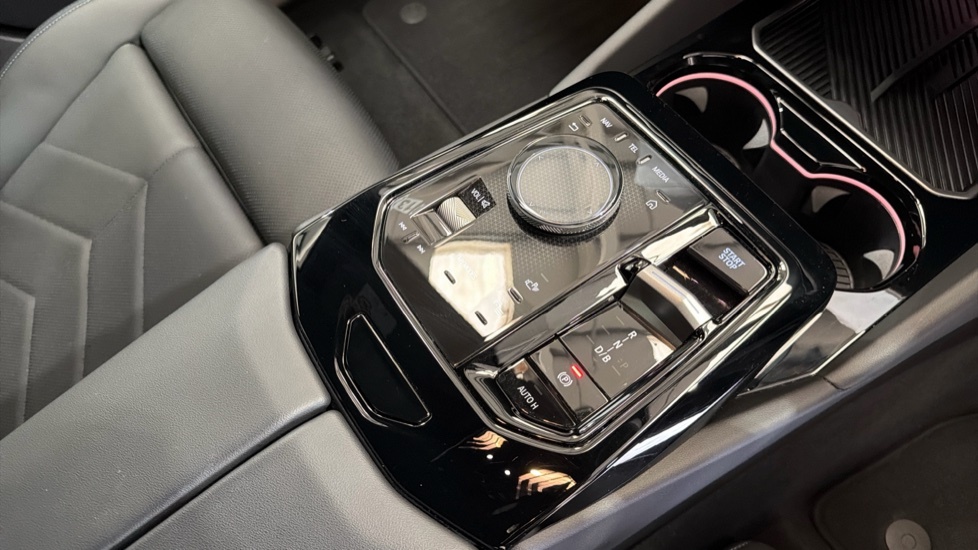 BMW i5 250Kw Edrive40 M Sport 84Kwh Techcomf Black #19