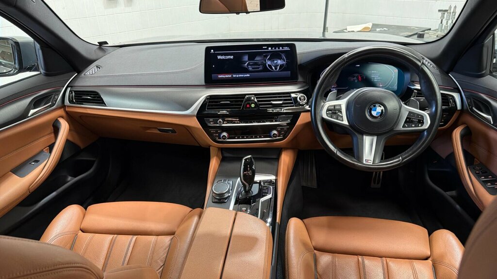 BMW 5 Series 520D Xdrive M Sport Saloon Grey #4