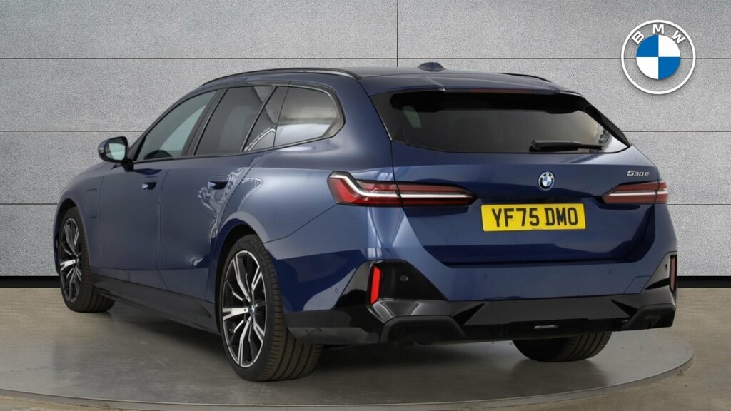BMW 5 Series 530E M Sport Touring Blue #4