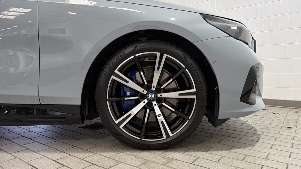 BMW i5 I5 Edrive40 M Sport Pro Saloon  #28