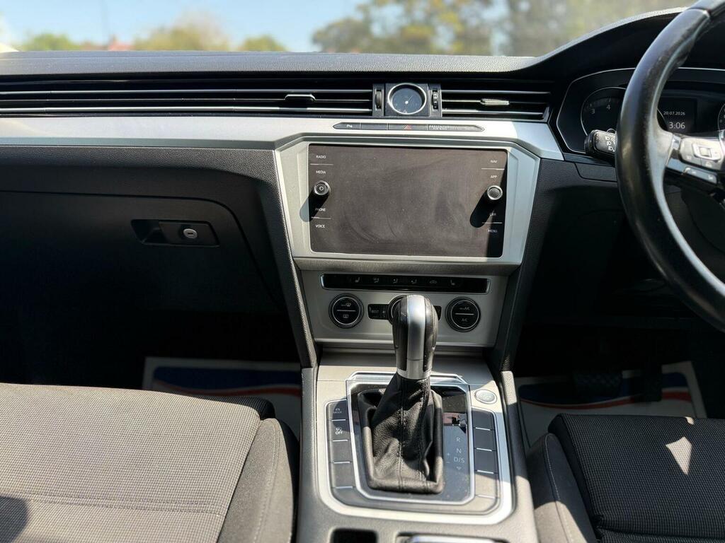 Volkswagen Passat Passat Gt Tdi Bluemotion Technology Grey #25