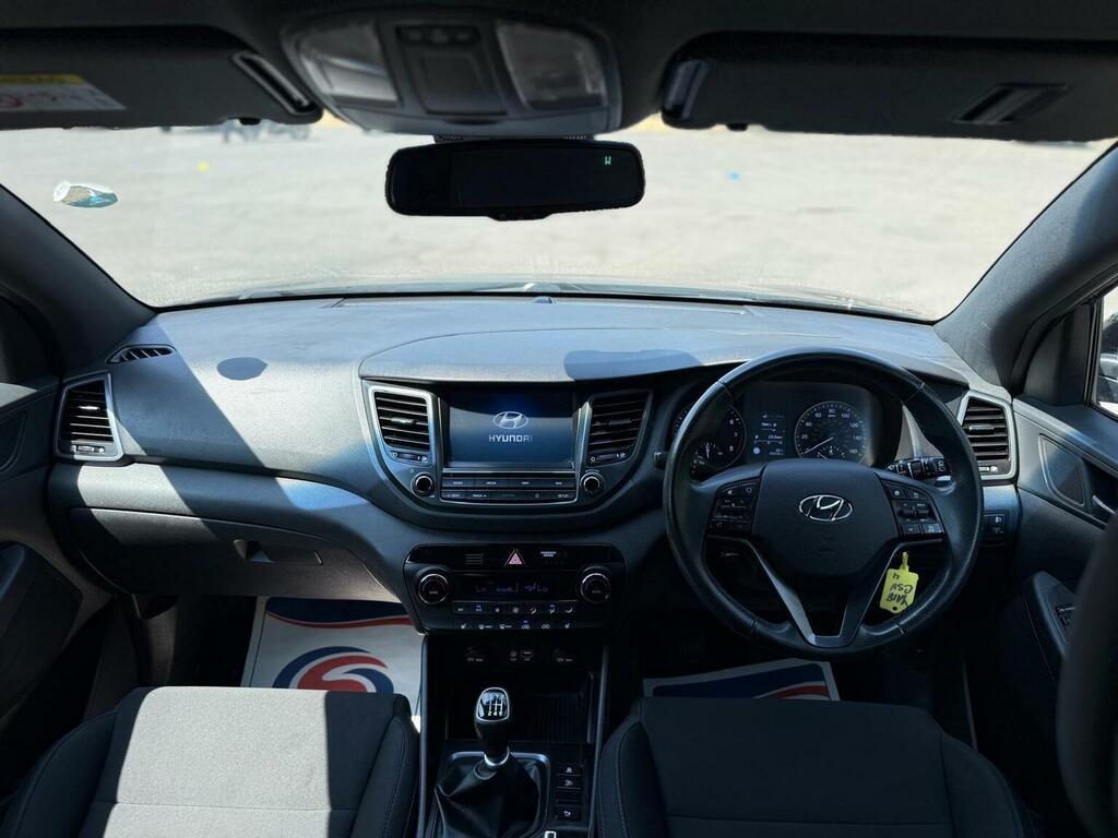 Hyundai Tucson 1.6 T-gdi Go Se Euro 6 Black #3