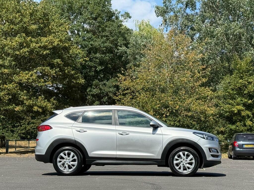 Hyundai Tucson Suv 1.6 Gdi Se Nav Euro 6 Ss 201919 EU19HBO Silver #6