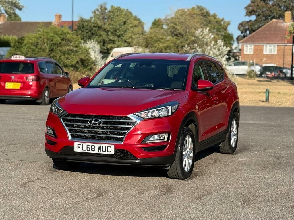 Hyundai Tucson Suv 1.6 Gdi Se Nav Euro 6 Ss 201868 FL68WUC Red