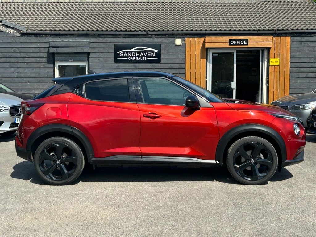 Nissan Juke 1L Tekna EA20ONW Red #6