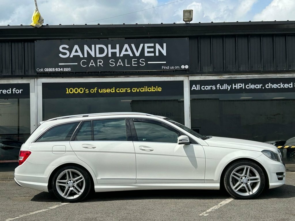Mercedes-Benz C Class 2.1L Amg Sport White #3