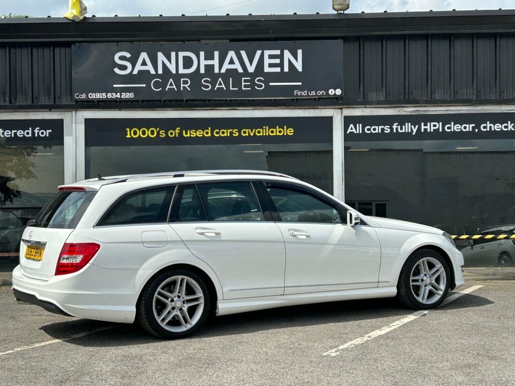 Mercedes-Benz C Class 2.1L Amg Sport White #5