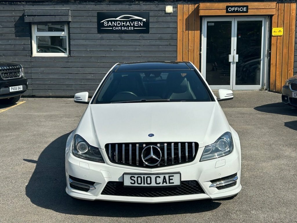 Mercedes-Benz C Class 2.1L Amg Sport Edition White #5