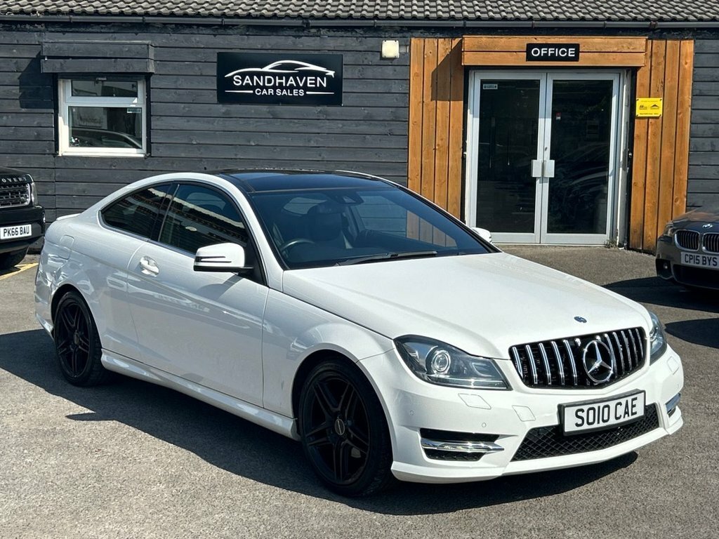 Mercedes-Benz C Class 2.1L Amg Sport Edition White