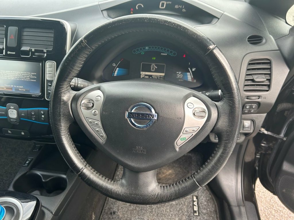 Nissan Leaf Acenta White #25