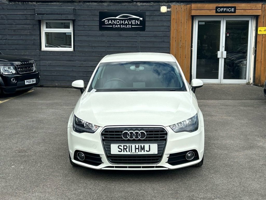 Audi A1 1.6L Sport White #6