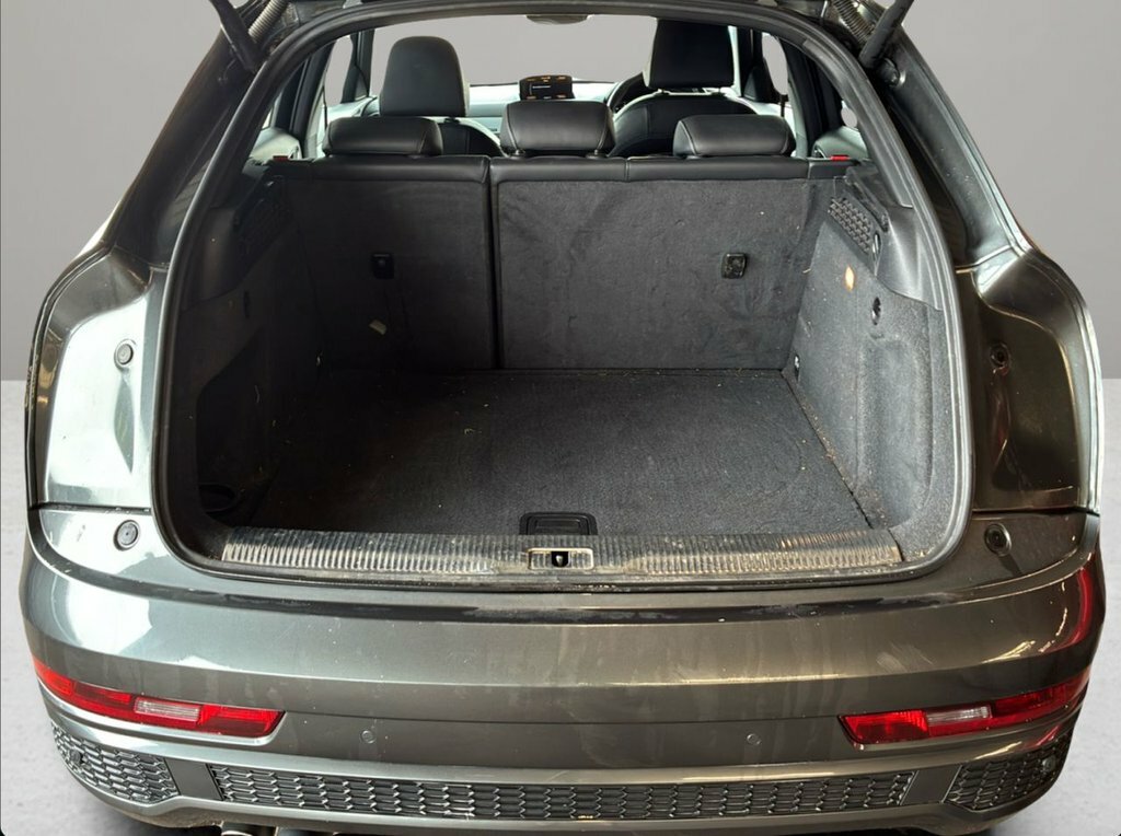 Audi Q3 2L S Line Plus Grey #5