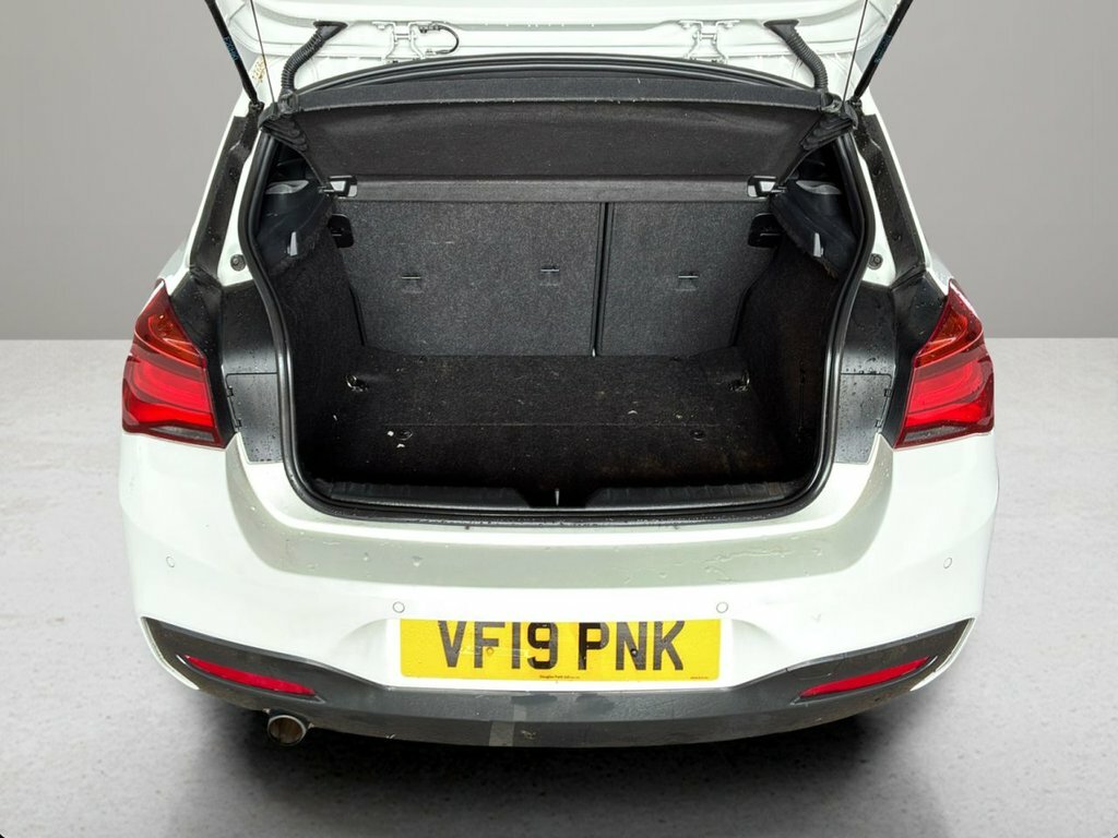 BMW 1 Series 1.5L M Sport Shadow Edition VF19PNK White #6