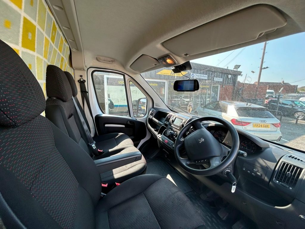 Peugeot Boxer Diesel White #7