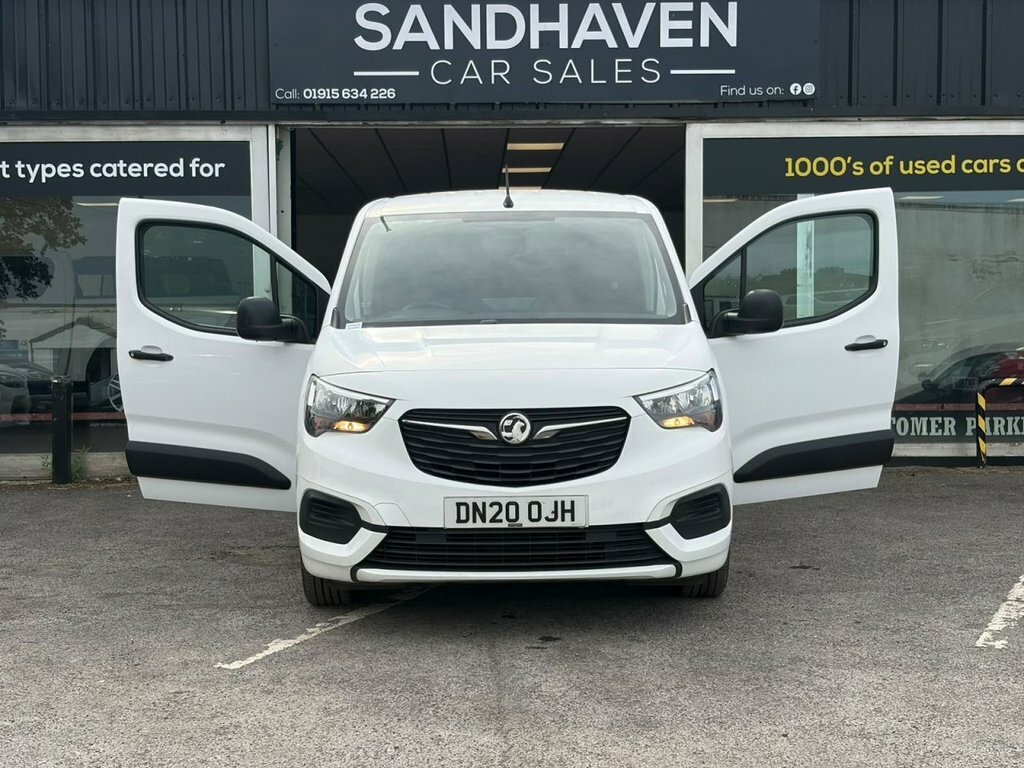 Vauxhall Combo 2300 1.5 Turbo D 100Ps H1 Sportive Van White #16