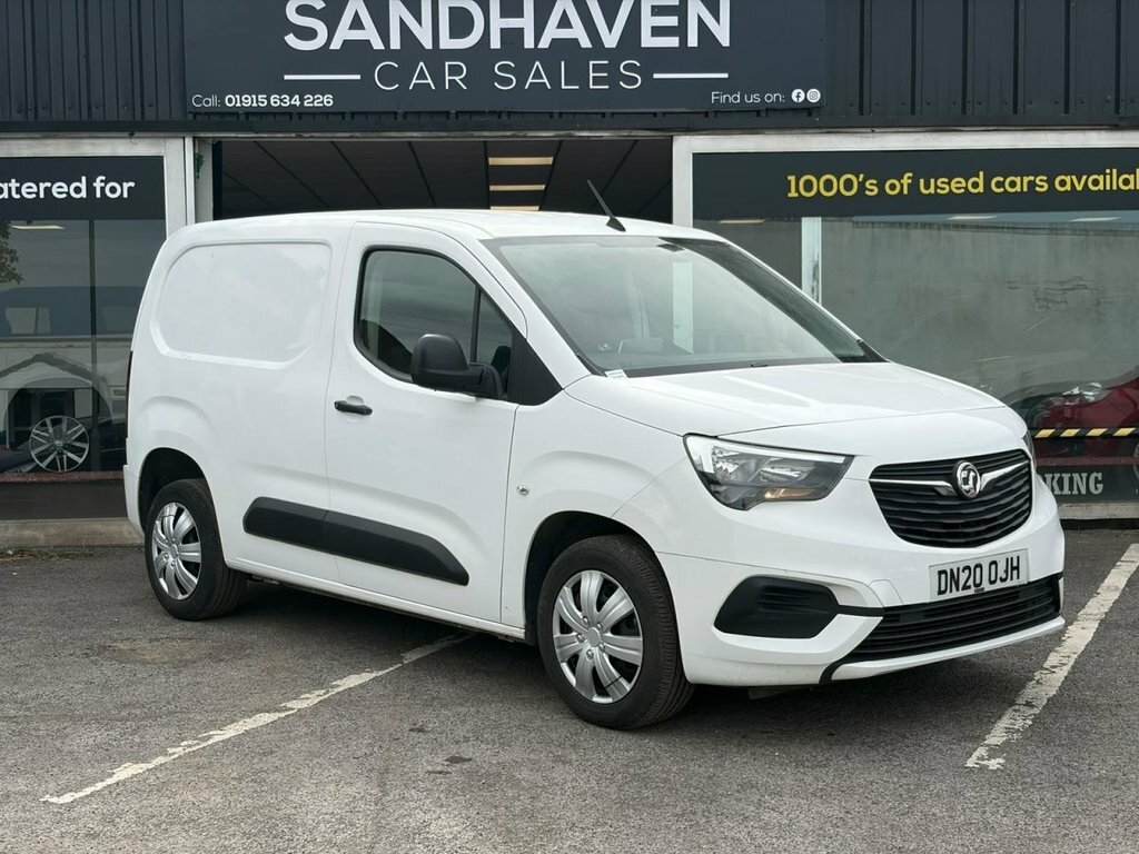 Vauxhall Combo 1.6L Sportive White