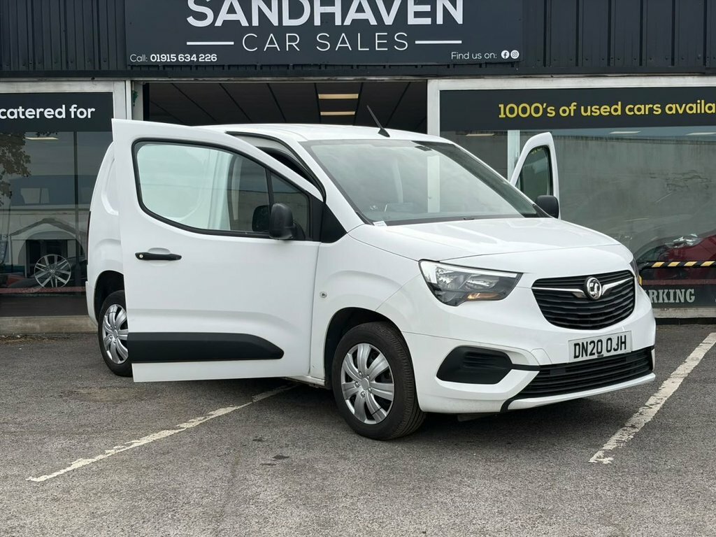 Vauxhall Combo 1.6L Sportive White #2