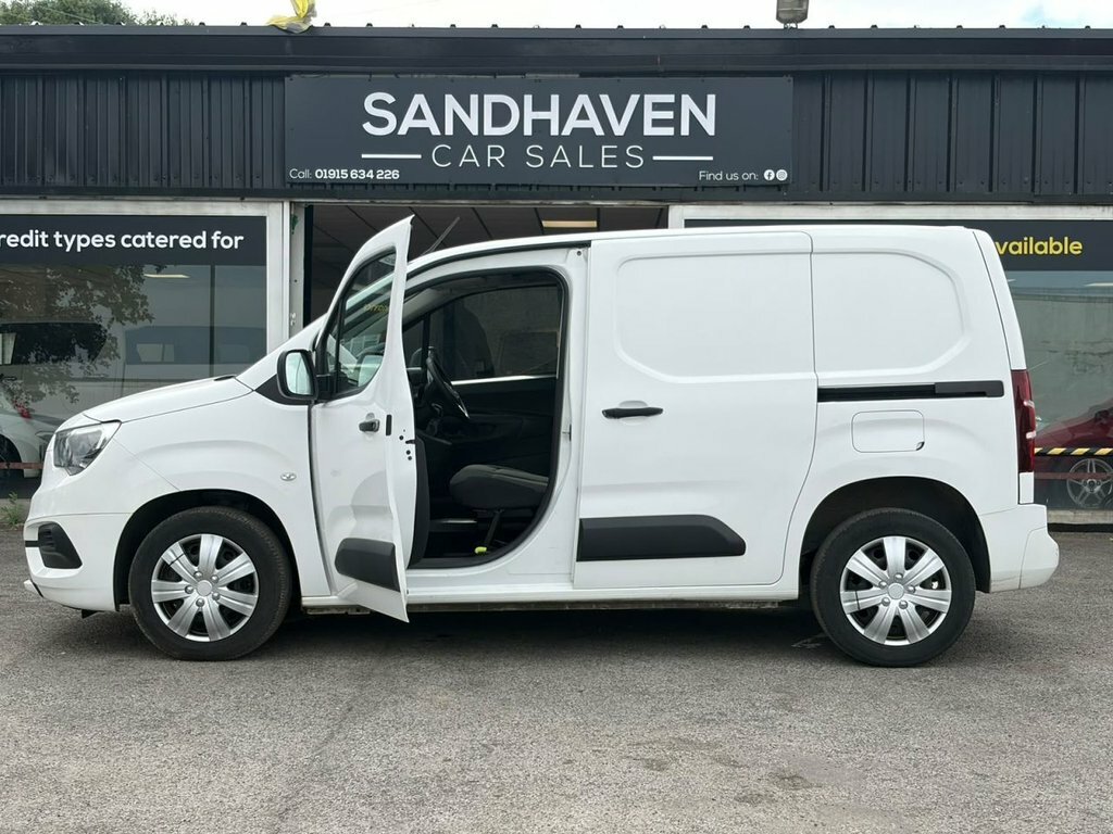 Vauxhall Combo 2300 1.5 Turbo D 100Ps H1 Sportive Van White #7