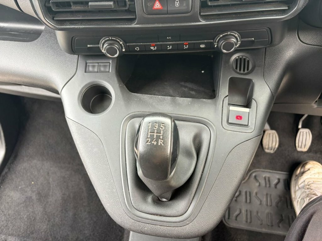 Vauxhall Combo 2300 1.5 Turbo D 100Ps H1 Sportive Van White #37