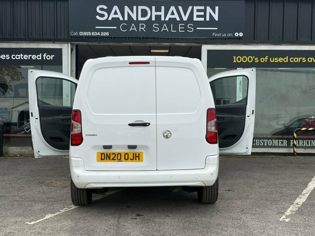 Vauxhall Combo 2300 1.5 Turbo D 100Ps H1 Sportive Van White #9