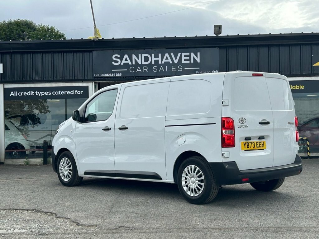 Toyota PROACE 75Kwh Icon Medium Panel Van Mwb 6Dr 7Kw Obc White #9
