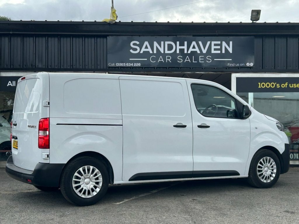 Toyota PROACE 1.5L Icon 6Dr White #5