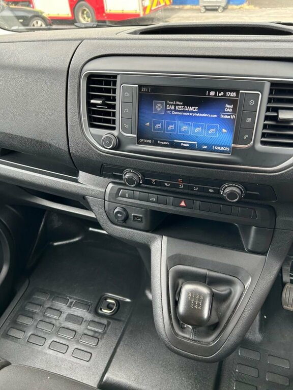 Toyota PROACE 75Kwh Icon Medium Panel Van Mwb 6Dr 7Kw Obc White #27