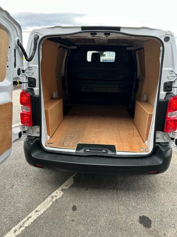 Toyota PROACE 75Kwh Icon Medium Panel Van Mwb 6Dr 7Kw Obc White #21